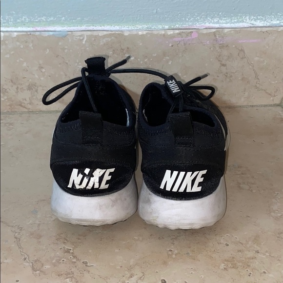 Black Nike Sneakers - Picture 3 of 4